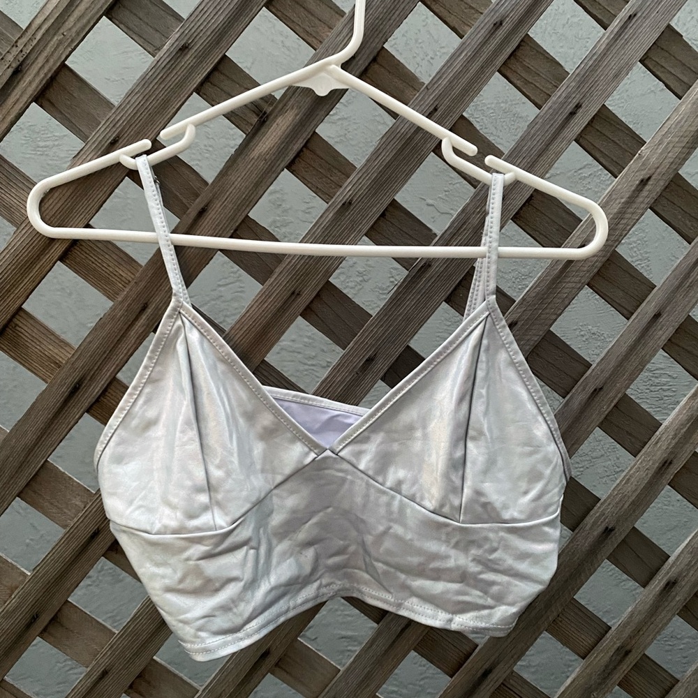 Metallic Silver Cropped Tank Top